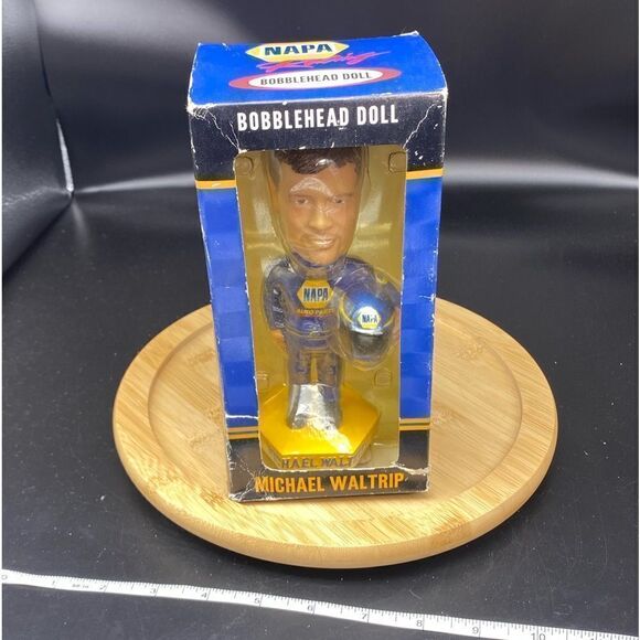 2002 bobble head doll of Michael Waltrip in NAPA NASCAR racing suit - Picture 2 of 8